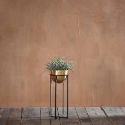 Nkuku Atsu Planter Stand