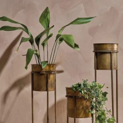 Nkuku Kadassa Standing Planter