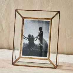 Nkuku Tabai Standing Frame - Portrait