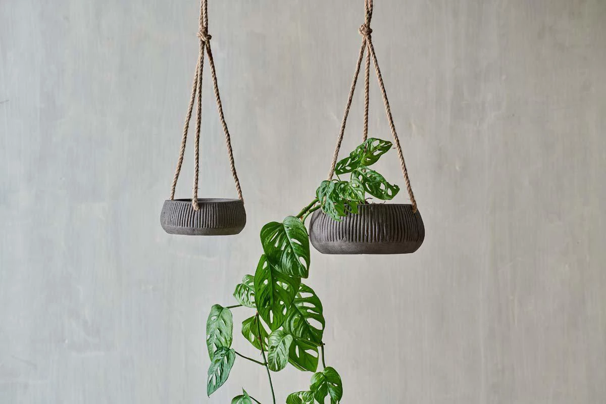 Nkuku Wampu Hanging Planter - Distressed Brown / Black Home Accessories 3 Nkuku Wampu Hanging Planter - Distressed Brown / Black Home Accessories